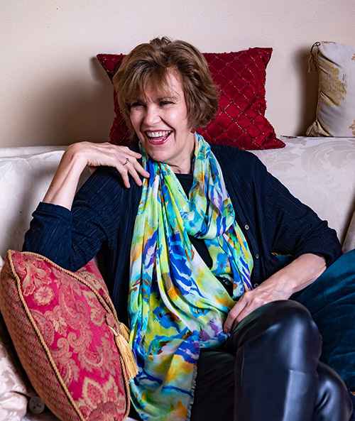 "Saye Smooch" Painting by Lady Barbara Pinson Artist